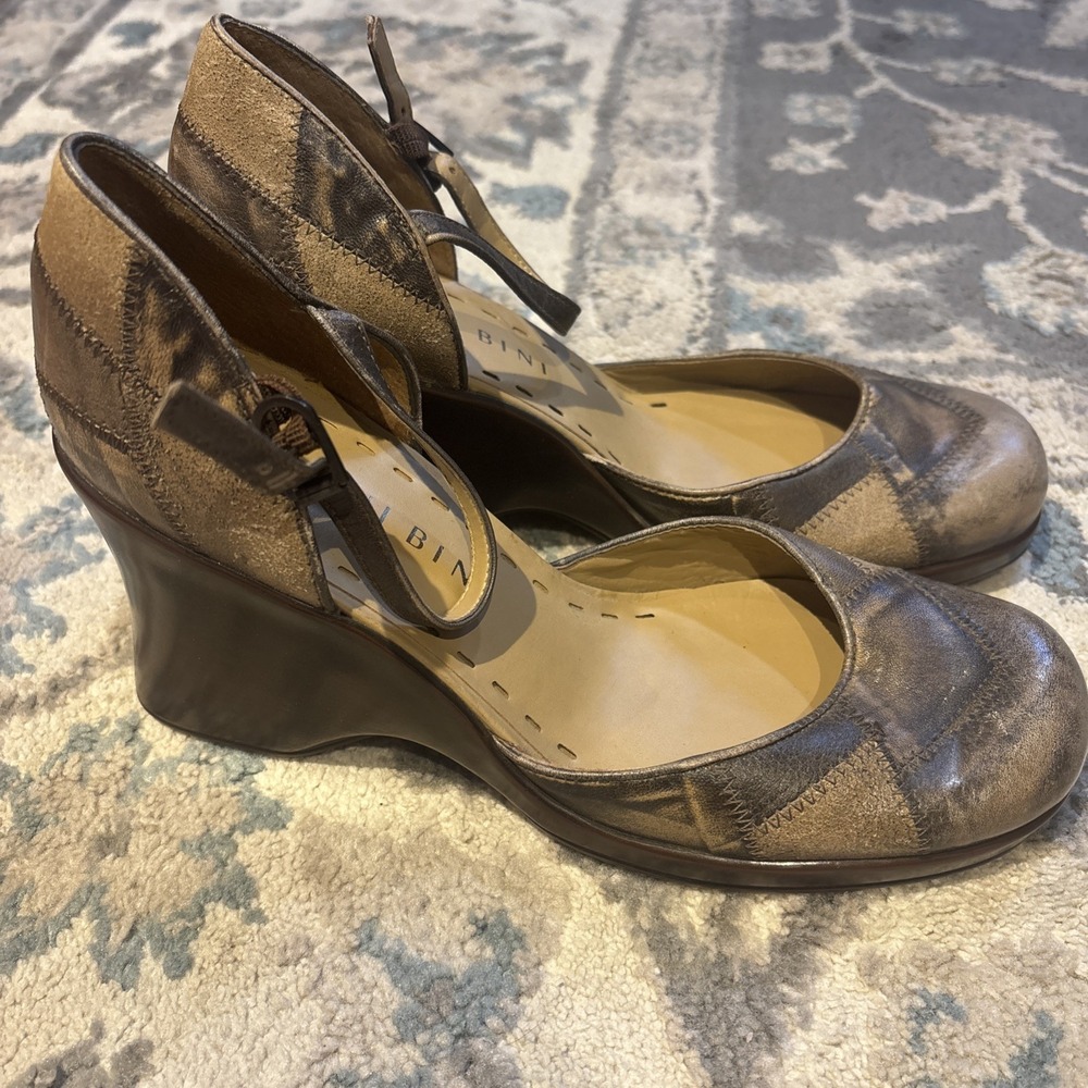 Gianni Bini VTG Patchwork Leather Y2K 90s Mary Jane Wedge Ankle Strap Heels 7.5